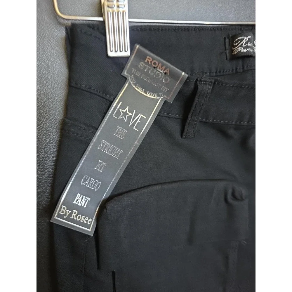 Roma Studio Women's The Straight Fit Cargo pant By Rosee Black Size Medium NWT - Picture 2 of 7